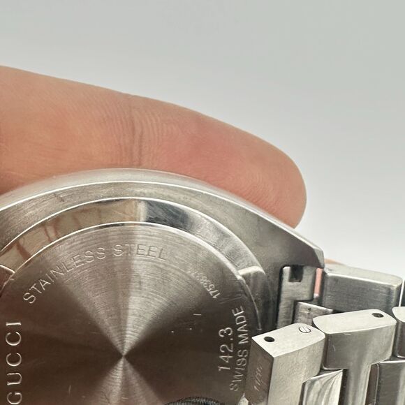 Gucci YA142303 Men's Stainless Steel Wrist Watch Water Resistant Swiss Automatic - Picture 16 of 16